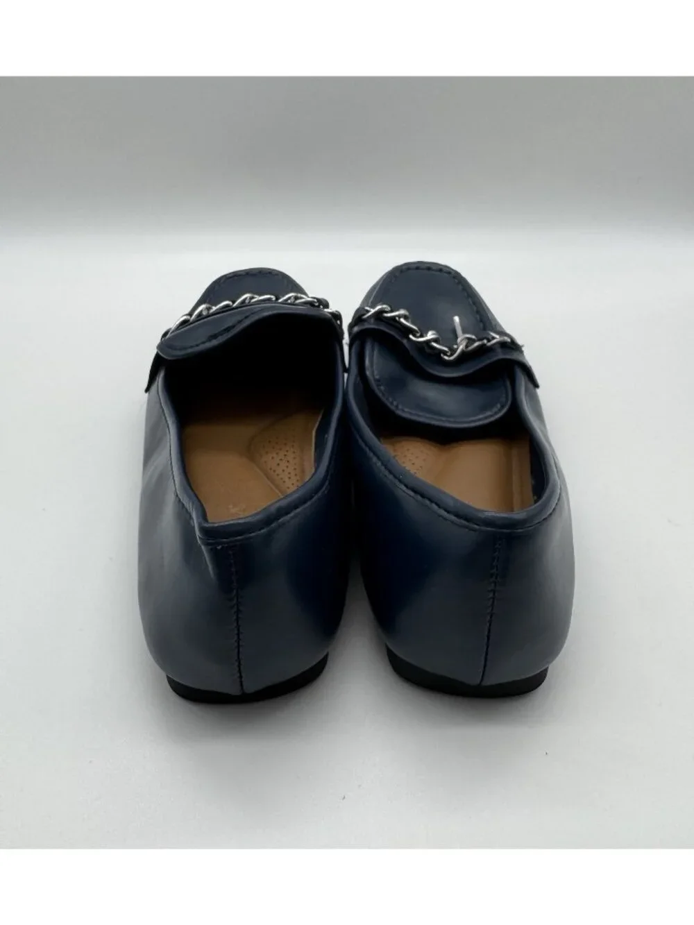 Nautica Lunara Womens 7 Navy Blue Loafers Silver Chain Slip On Comfort Driving